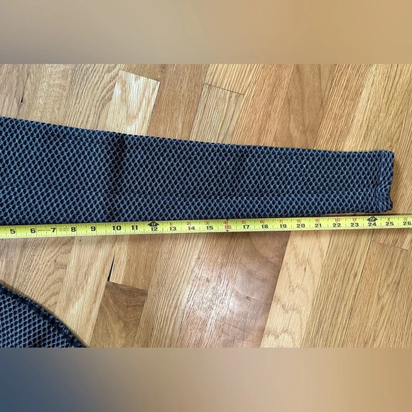 NWT Spiritual Gangster Black and Gray Textured Leggings XS/S - Picture 4 of 7